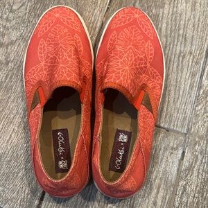 Olukai Pehuea Pow Wow canvas slip on sneakers Women’s size 7